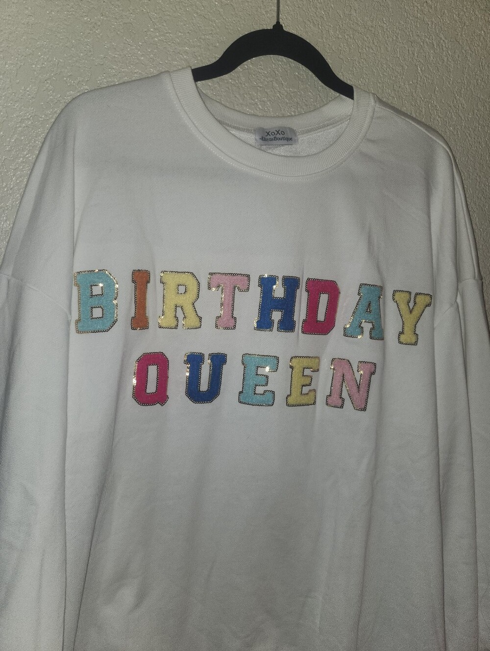 🎂👑EUC XoXo Eliza's "Birthday Queen✨️ Embroidered Sweatshirt" White🤍 Sz XL🎂👑 - Picture 5 of 9